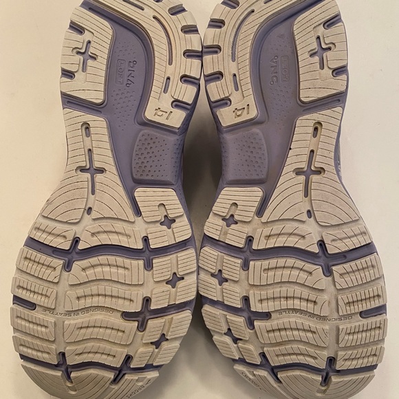 BROOKS GHOST 14 RUNNING SHOES LILAC SIZE 9.5 EXCELLENT CONDITION - Picture 9 of 10